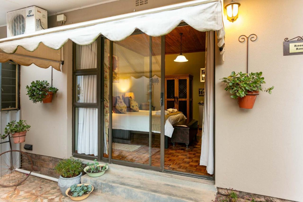Die Fonteine Country Guesthouse And Glamping Oudtshoorn Esterno foto