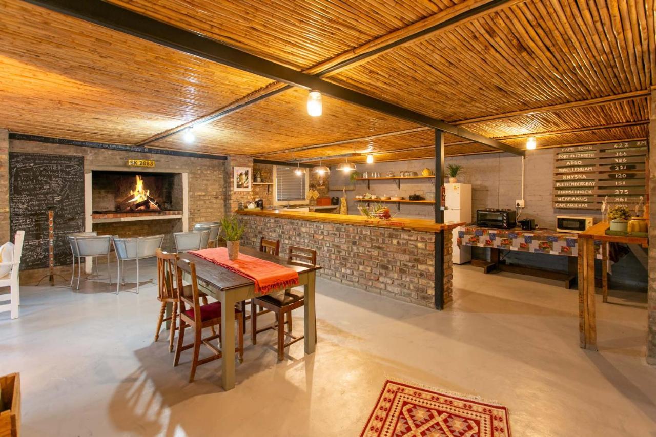Die Fonteine Country Guesthouse And Glamping Oudtshoorn Esterno foto