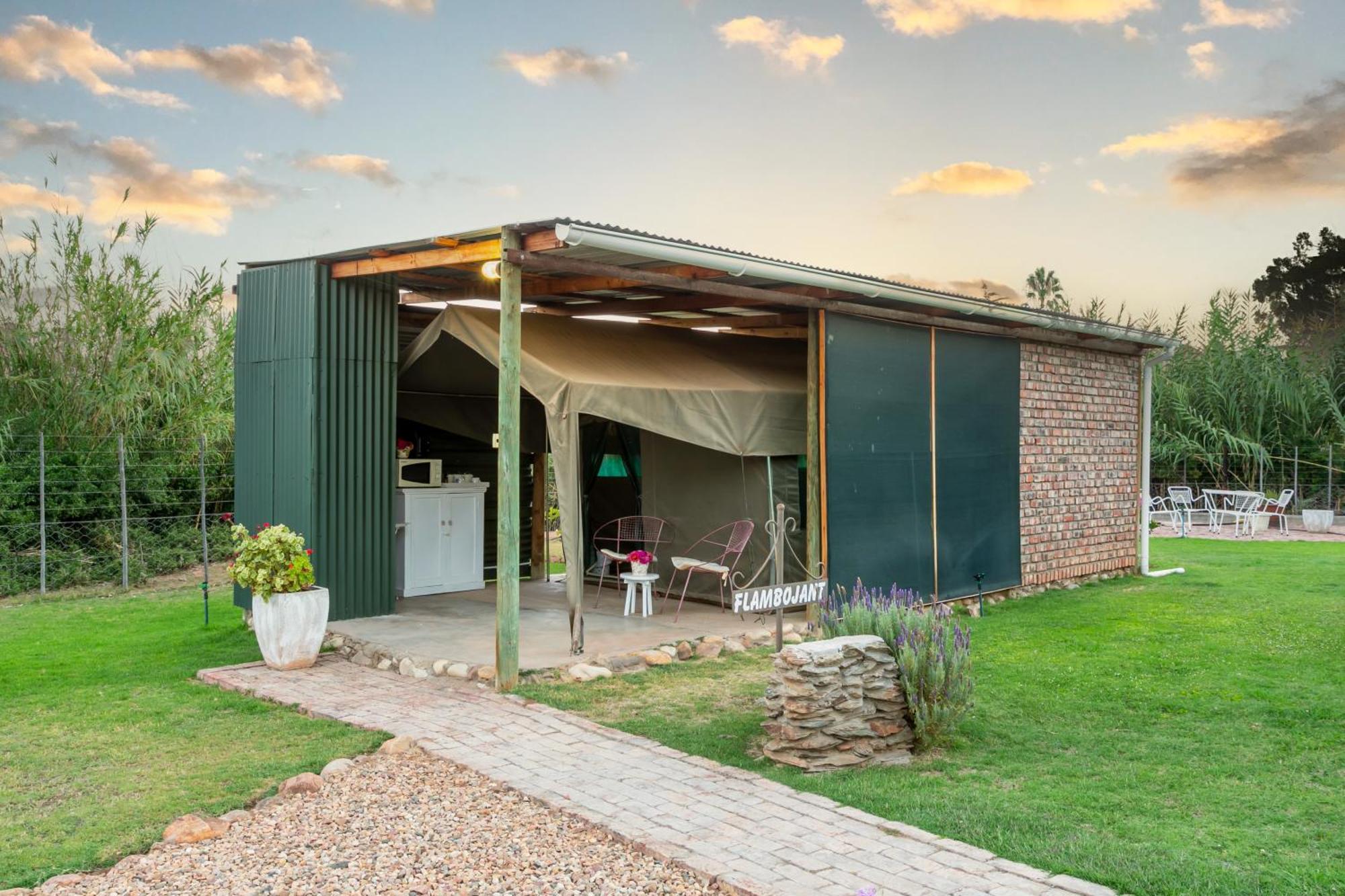 Die Fonteine Country Guesthouse And Glamping Oudtshoorn Esterno foto